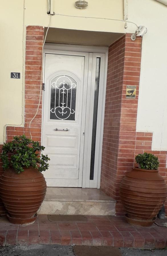 Safe & Cool Apartment Heraklion Exterior foto